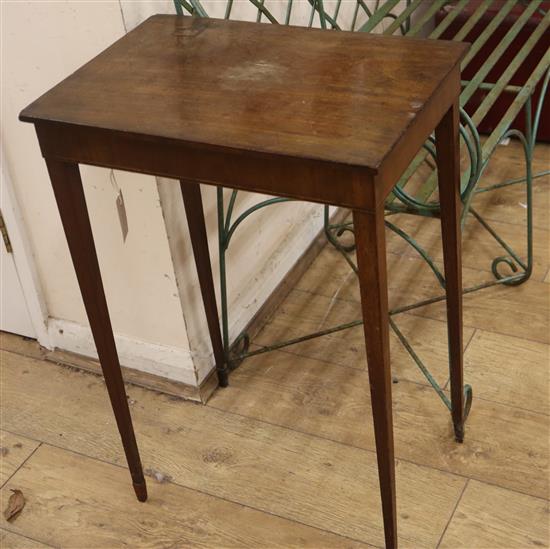 A George III mahogany rectangular occasional table W.51cm